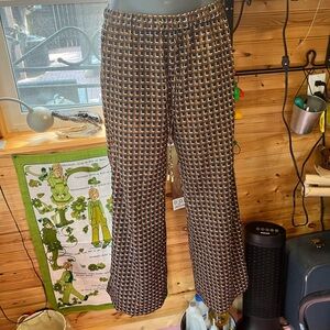 Geometric print Michael Kors pants.